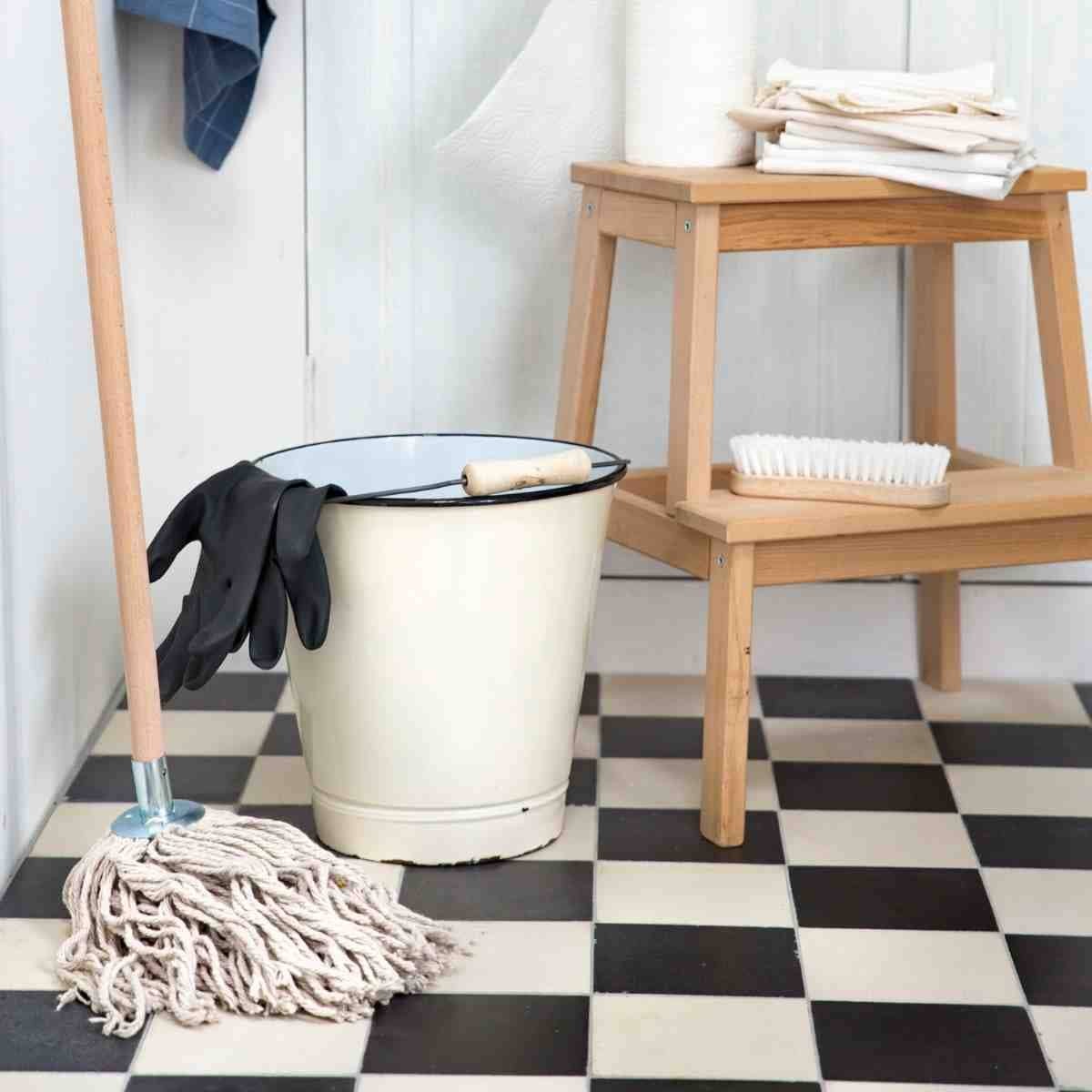 Nettoyer son sol, quel que soit le type de surface !